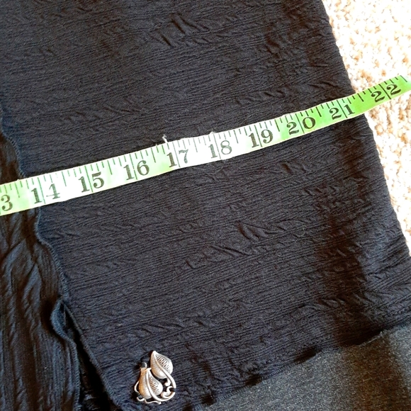 Unique and textured black skirt for women - Size: L - Picture 11 of 12